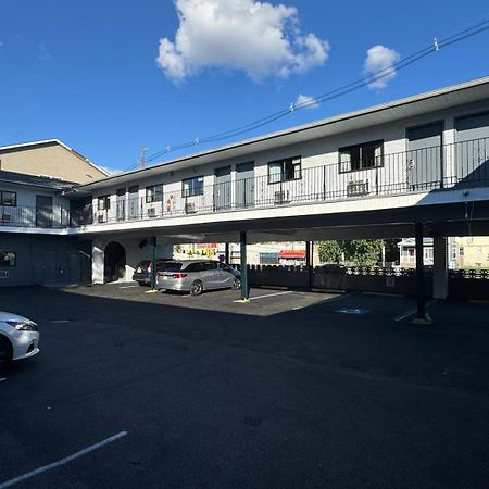 Essence Express Elizabeth Ewr Airport Hotel Ngoại thất bức ảnh