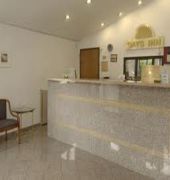 Essence Express Elizabeth Ewr Airport Hotel Ngoại thất bức ảnh